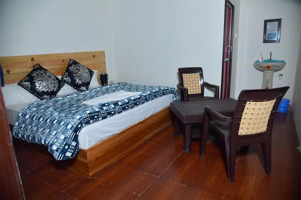 Rudra Camp Chopta Hotell Eksteriør bilde